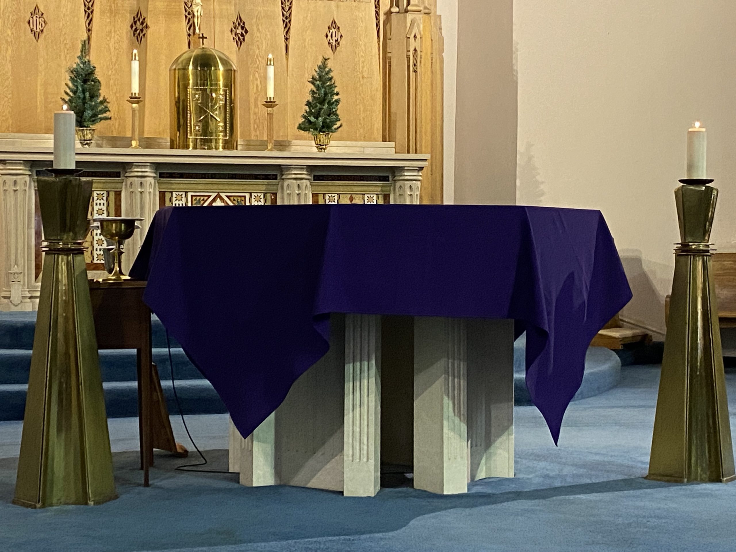Photo of the Altar at Immaculate Conception Church, Ithaca NY December 5 2021