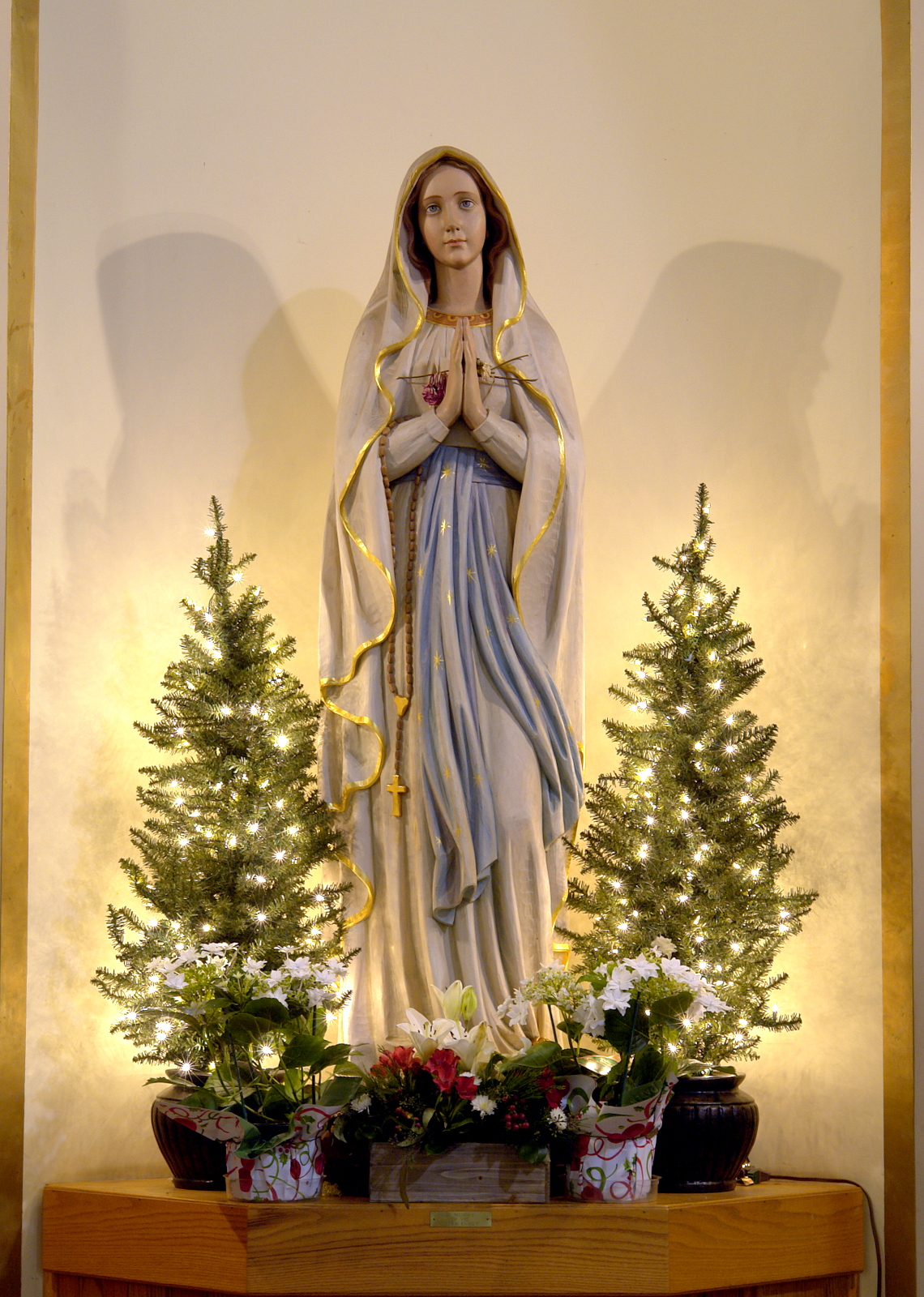 Mary Shrine Christmas Pines Immaculate Conception Church